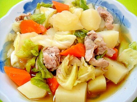 じゃがいもとキャベツ豚肉のあっさり和風煮